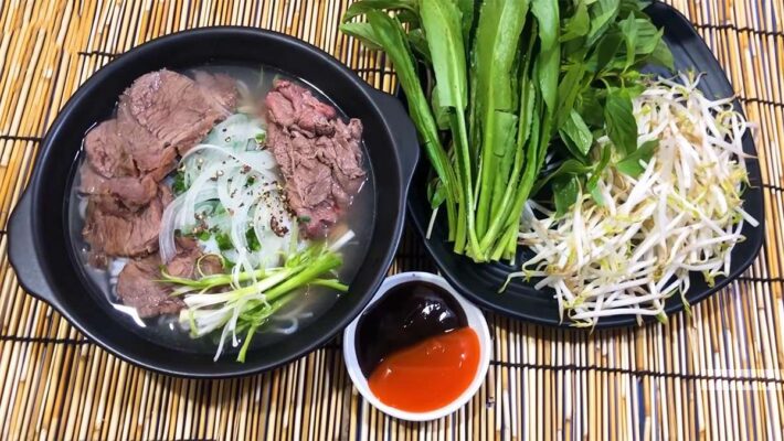 Sau Khi Bọc Răng Sứ – Nên Ăn Gì Để Răng Sứ Bền Đẹp Lâu Dài?